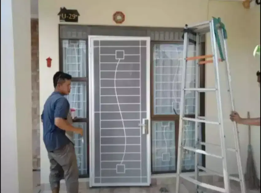 Pintu teralis kasa nyamuk minimalis, modern, kuat dan berkualitas
