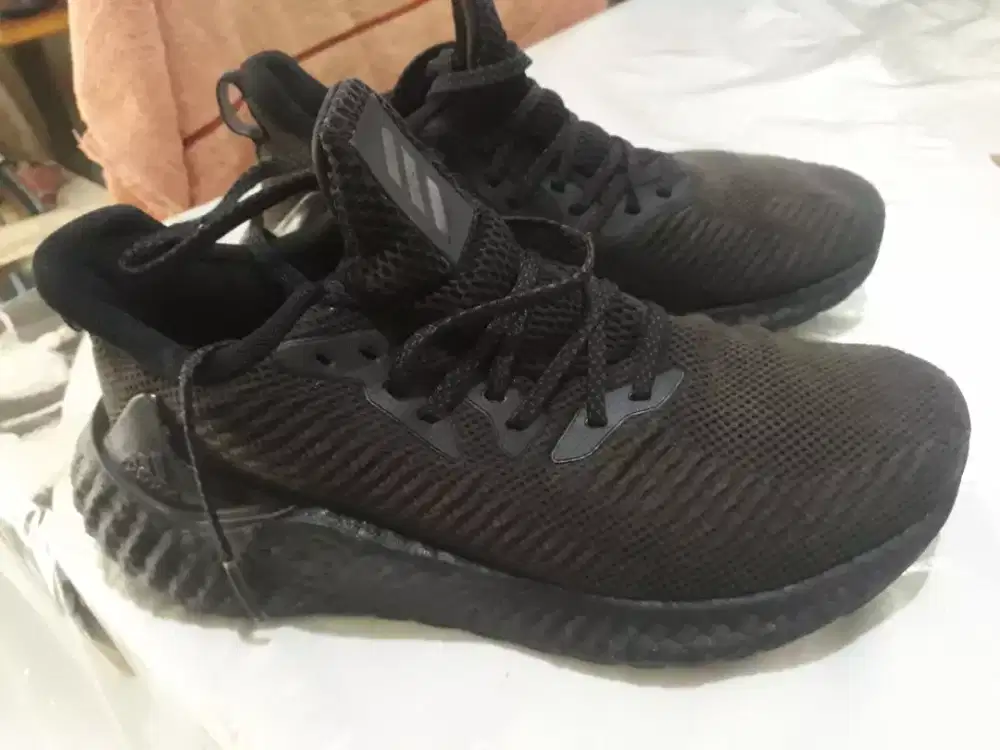 Adidas Alphaboost Core Black (vietnam)