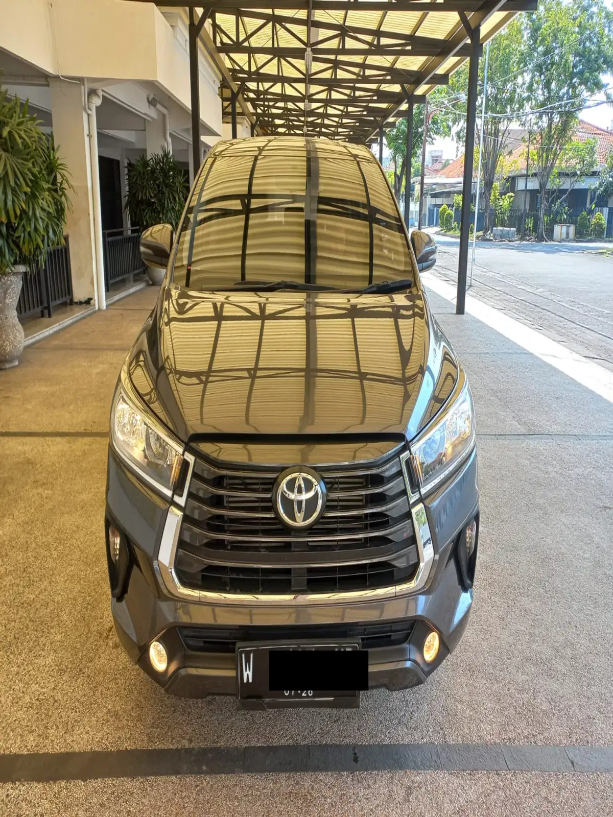 Toyota Innova Reborn Solar G 2.4 MT 2021 grey abu abu - Mobil Bekas ...