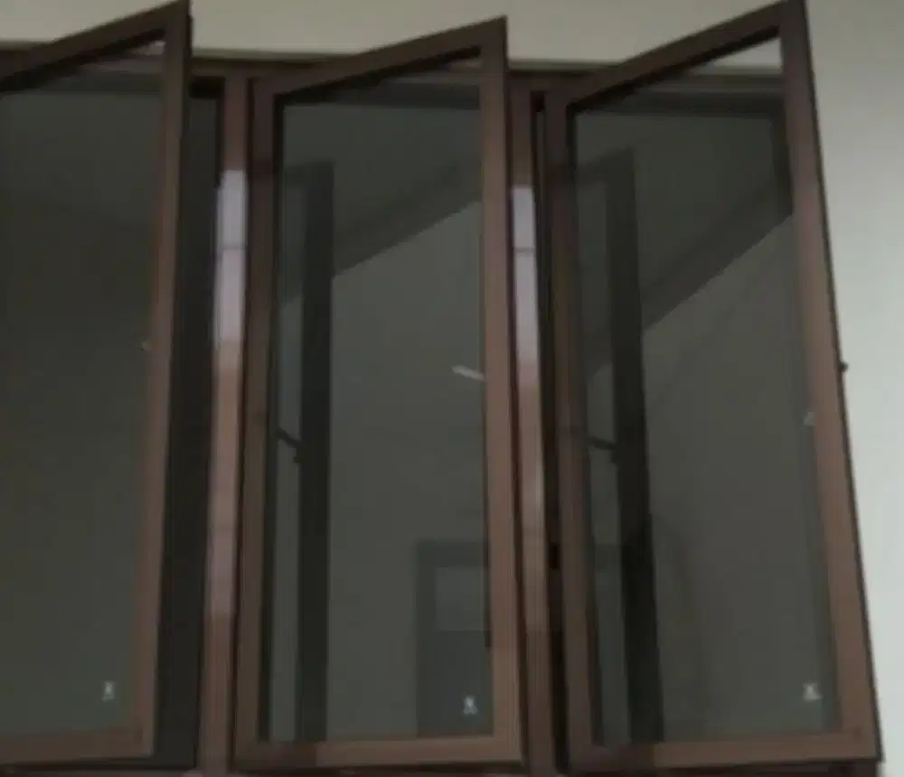 Jendela casmen aluminiun