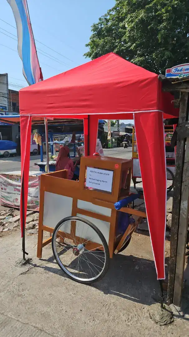 Tenda event bazar stand jualan berbagai macam