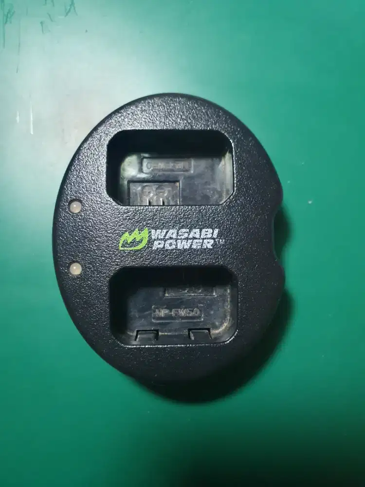 WASABI POWER CHARGER FW50 Fotografi 913746398