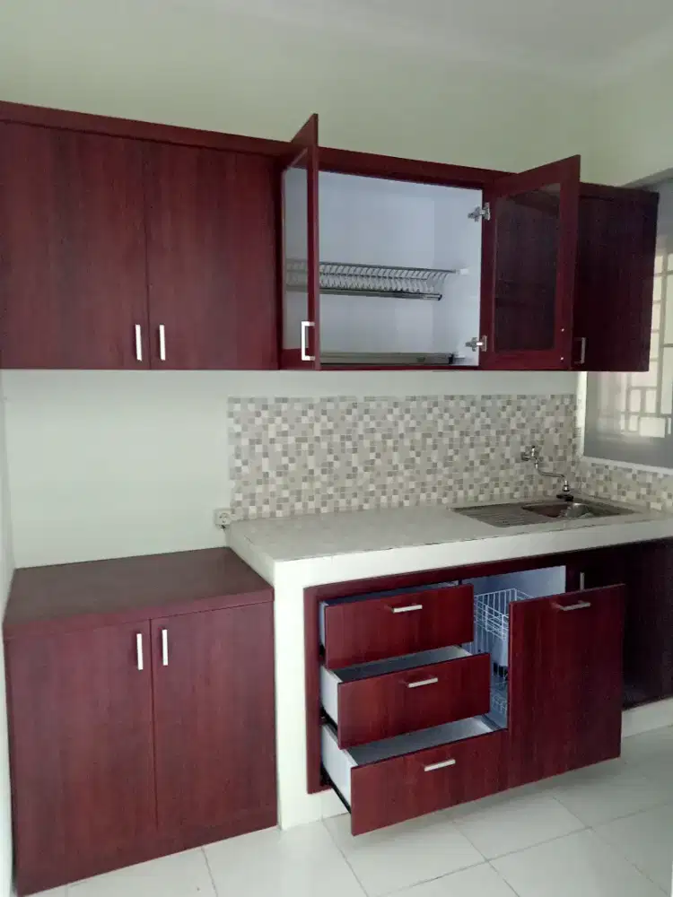 pembuatan kichen set.Renovasi