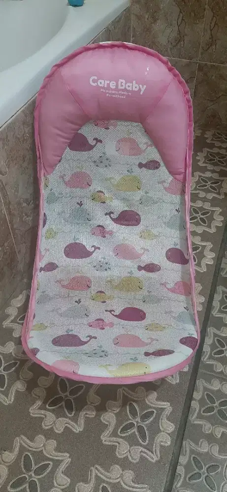 baby bather / dudukan mandi bayi