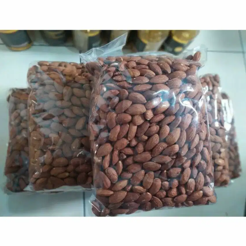 Kacang Almond ready