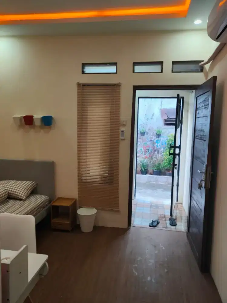 Disewakan kost-an khusus wanita (daerah kebon jeruk-Jakarta Barat)