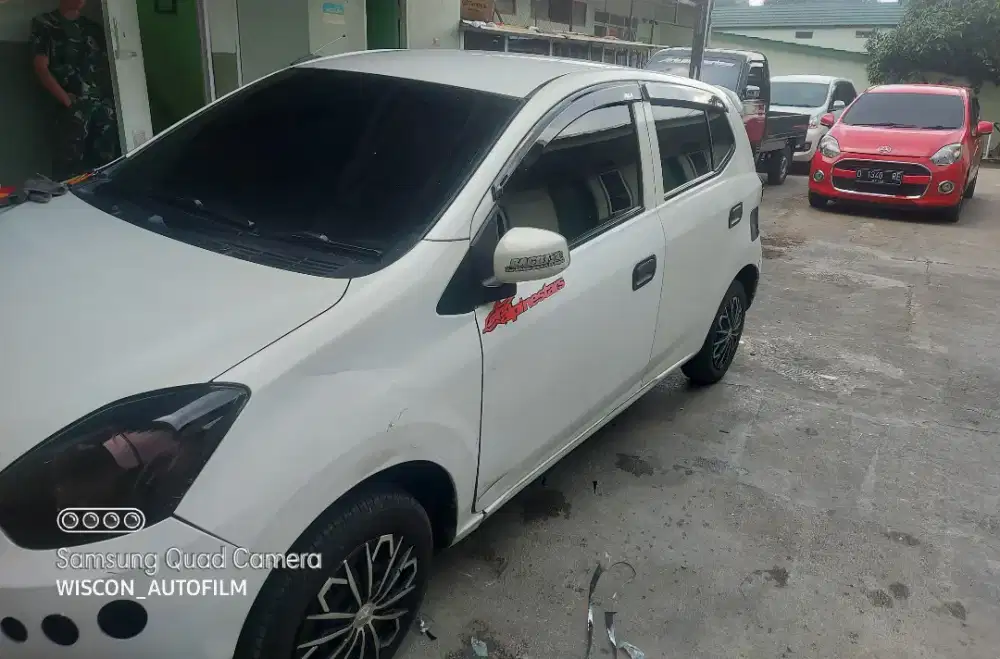 panggilan kaca film mobil tidak cepat pudar dan awet