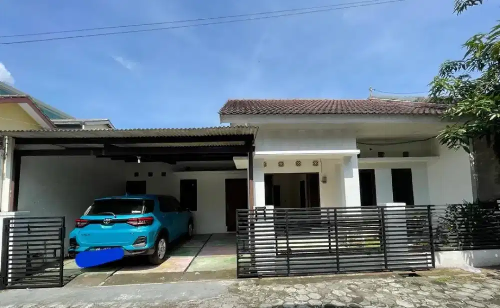 Dijual Rumah Strategis Belakang Hotel Alana Solo