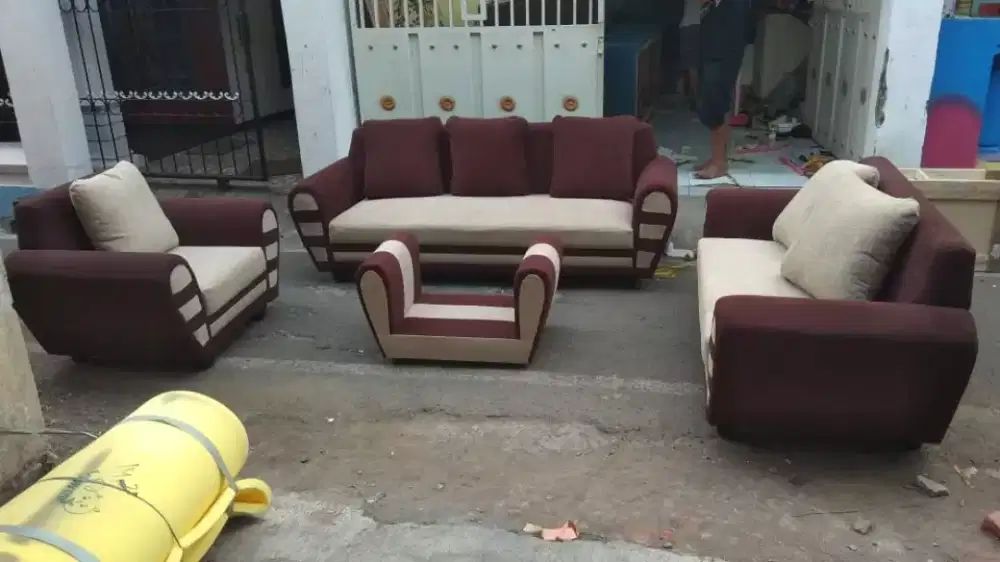 Sofa Minimalis 3.2.1 + meja kaca