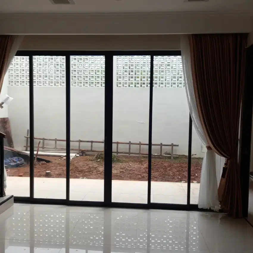 Pintu sliding door 6 daun