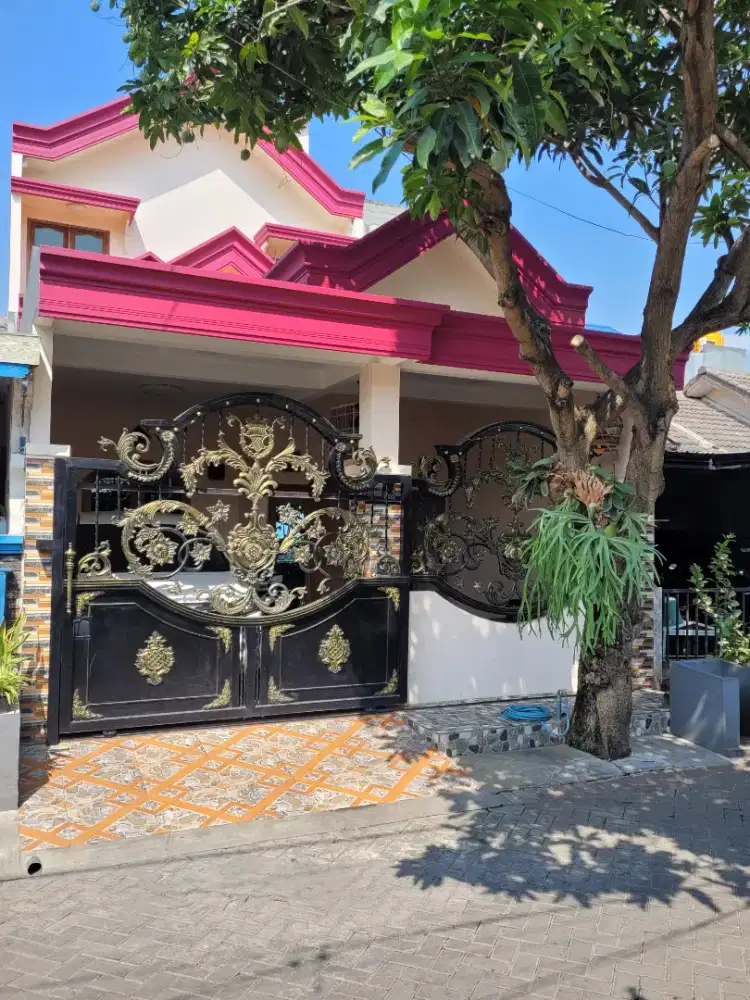 Dijual cepat rumah klasik modern