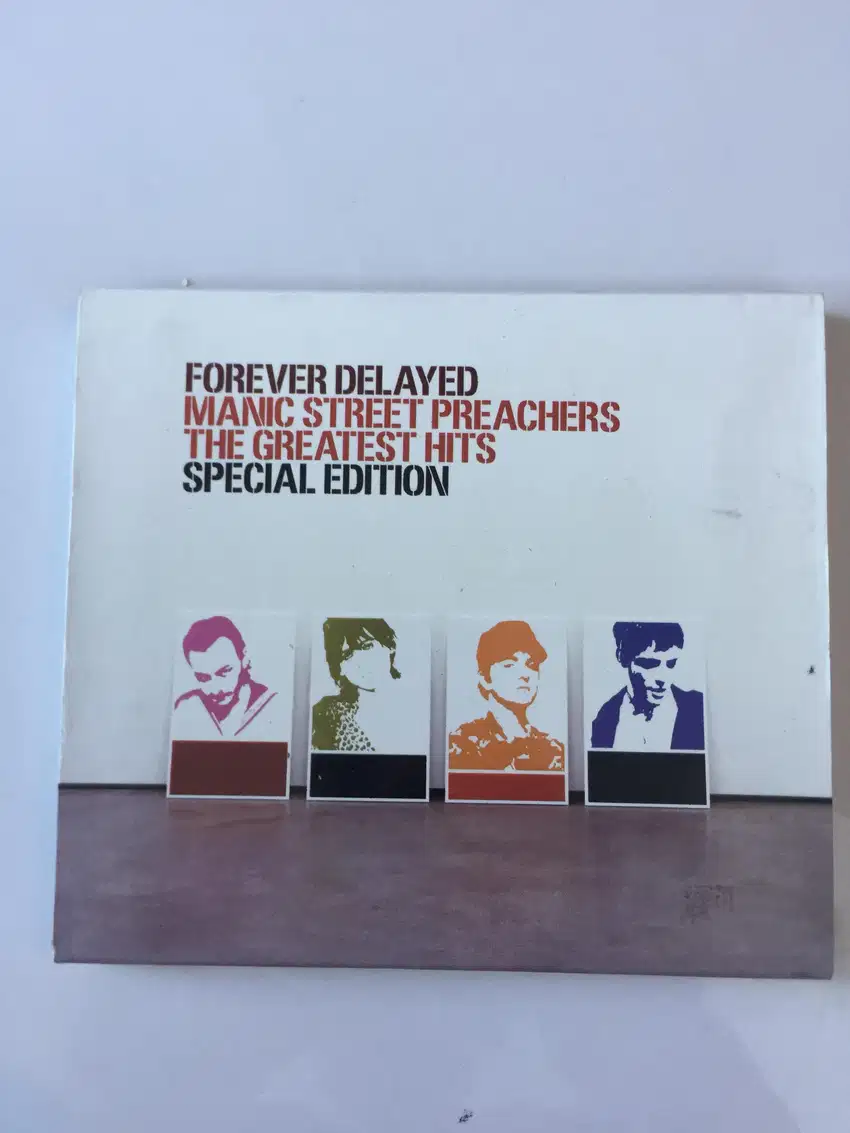 CD Musik: Manic Street Preachers, album: Forever Delayed Greatest Hits