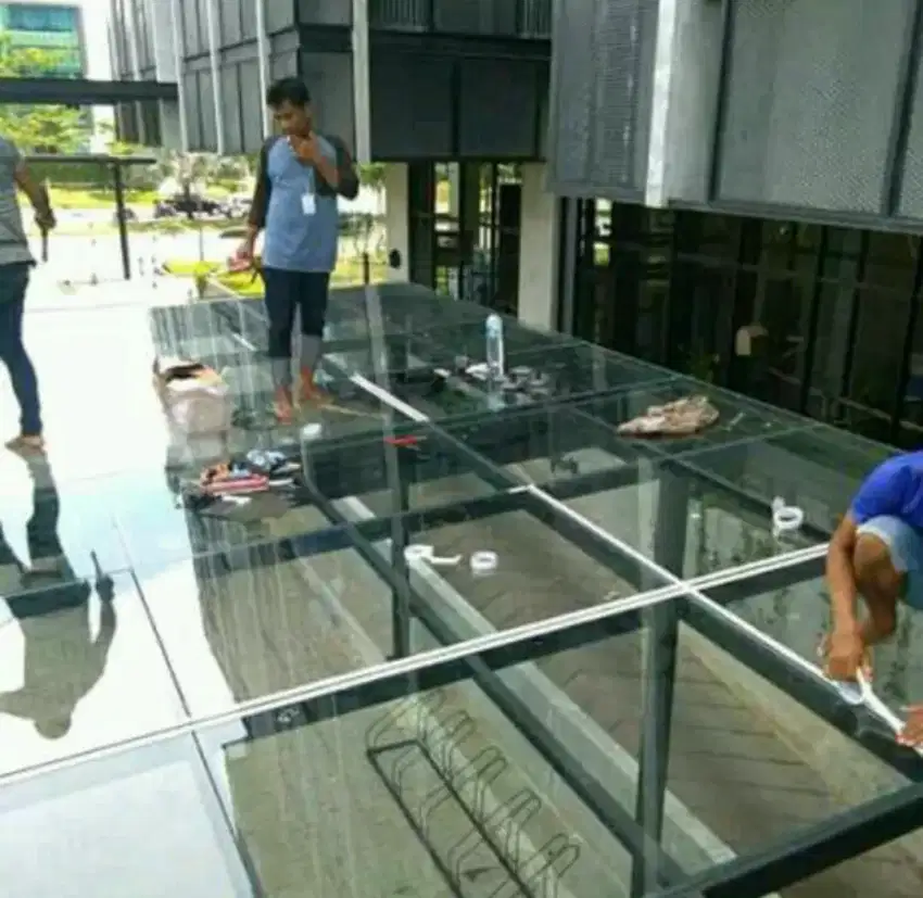 Kanopi kaca tempered 8mili,  rangka besi holo 4x8