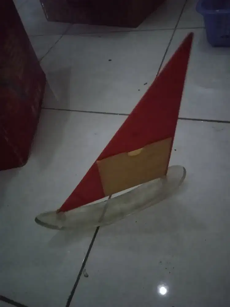 Hiasan foto warna merah