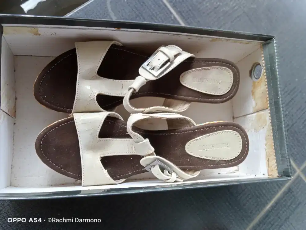 Sepatu conexcion nmr 39