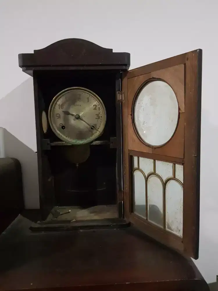 Jual cepat jam dinding bandul antik exclusive 1920an