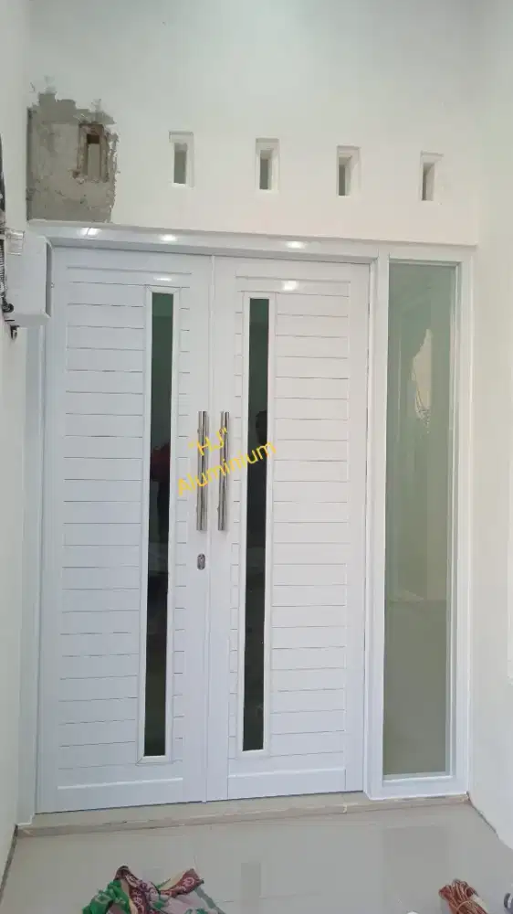 PINTU ALUMINIUM SWING DOUBLE