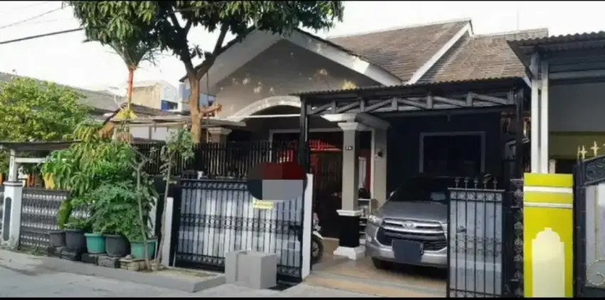 Rumah luas perumnas 3 karawaci tangerang