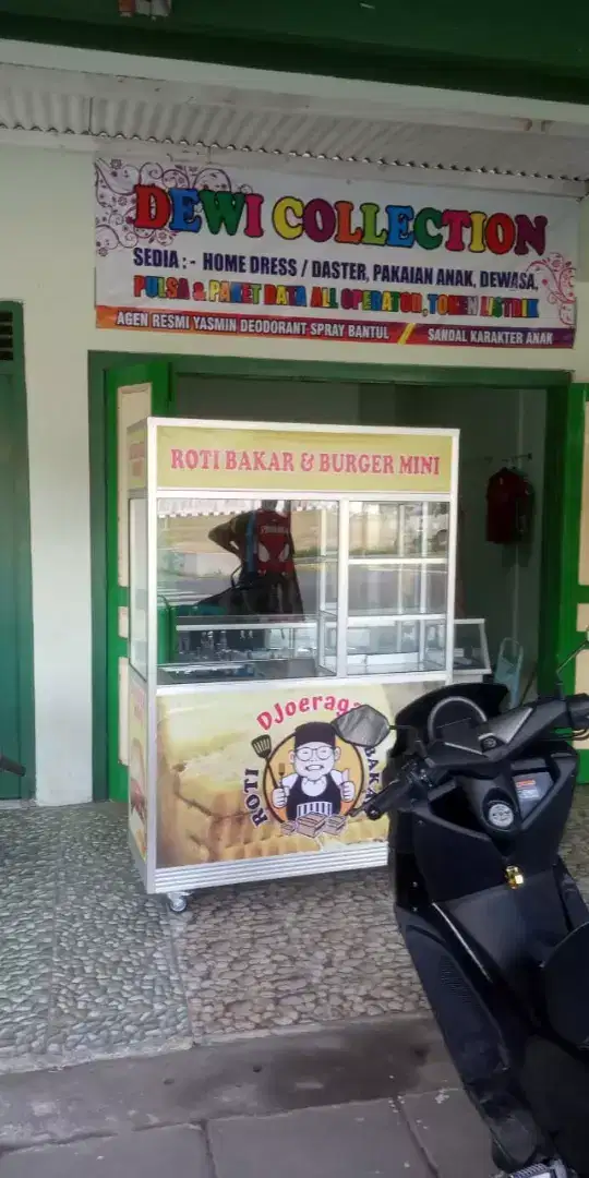 Custom gerobak kuliner empek-empek kapal srlam lenjer