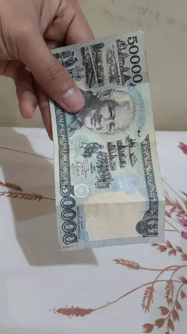 Uang kuno jadul Bp Soeharto mesem