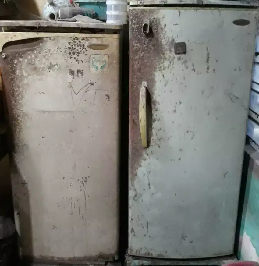 Di beli kulkas rusak/rosok