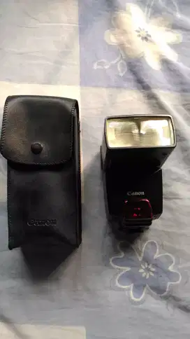 Canon Camera Flash Speedlite 380EX.