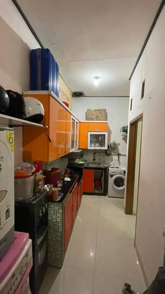 Dijual Rumah Lokasi Strategis plus Usaha Kosan