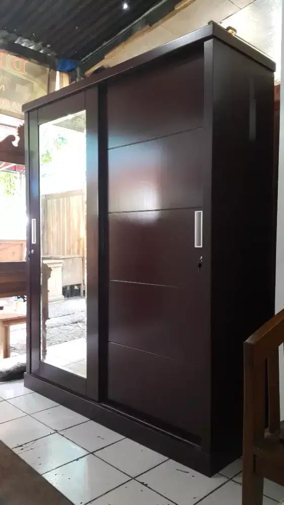 Lemari 2 Pintu Jumbo - Duco Kecoklatan