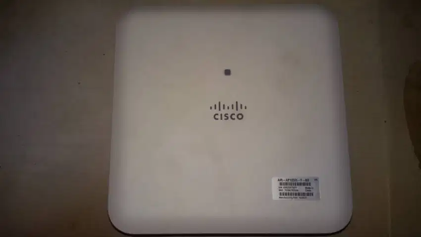 CISCO AIR - AP1832l - F - K9 ROUTER