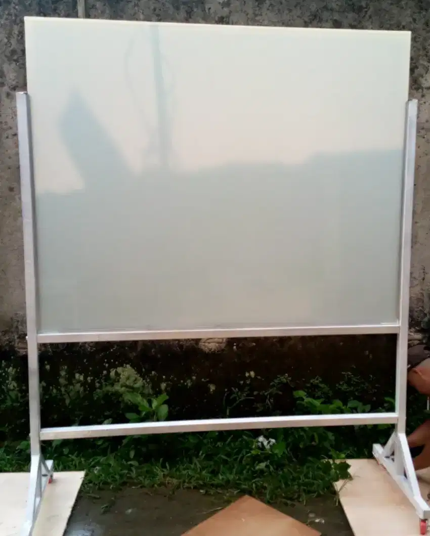Glassboard standing non magnet, uk.90 x 120 cm