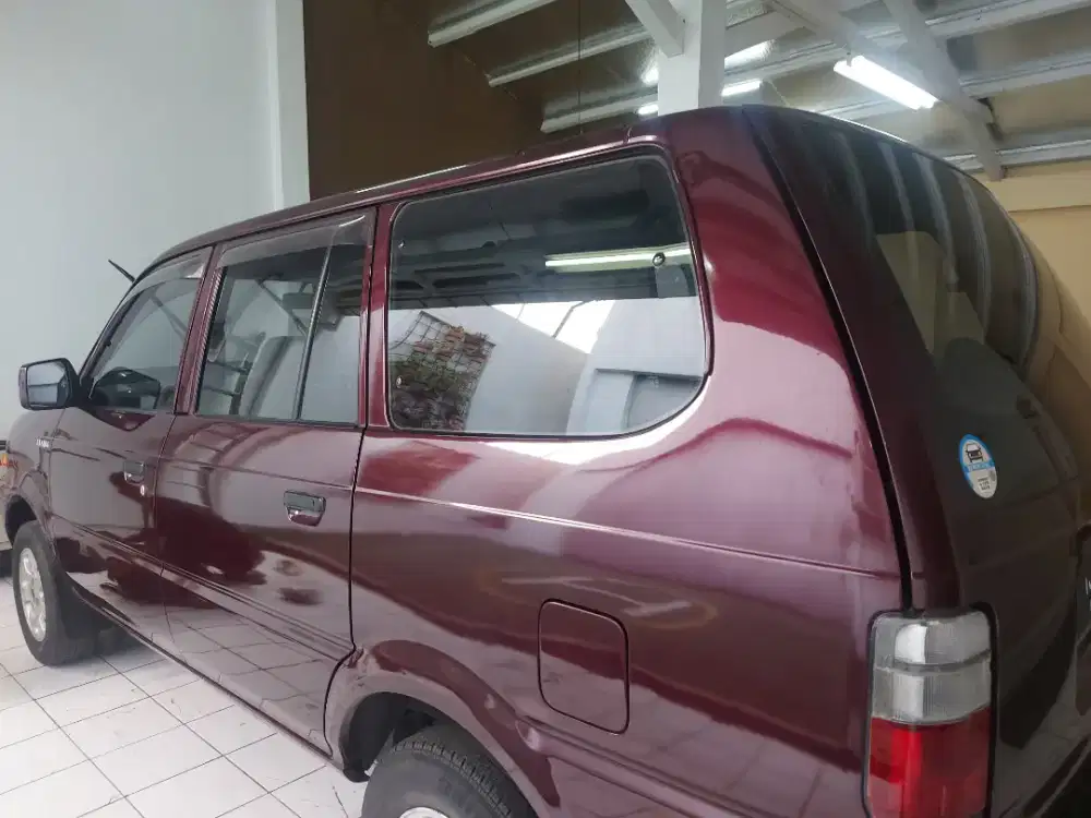 kaca film mobil bahan awet tahan lama