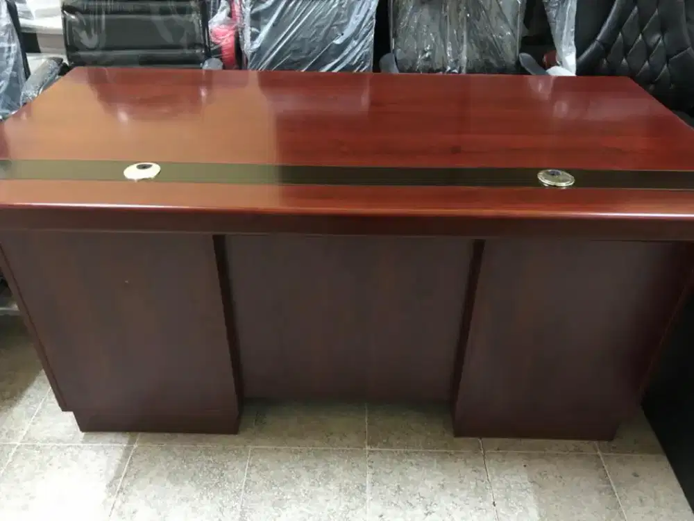 Meja Manajer / Meja Direktur / Meja Kerja / Meja Kantor/ Meja Tulis 18