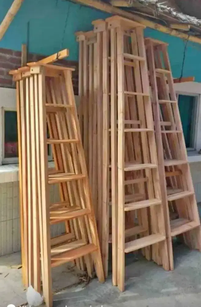 tangga lipat tirai rumbia kursi bambu kursi kayu