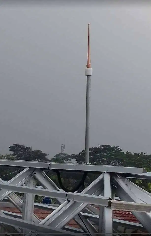 AHLI PASANG PENANGKAL PETIR TERBAIK dan TERMURAH