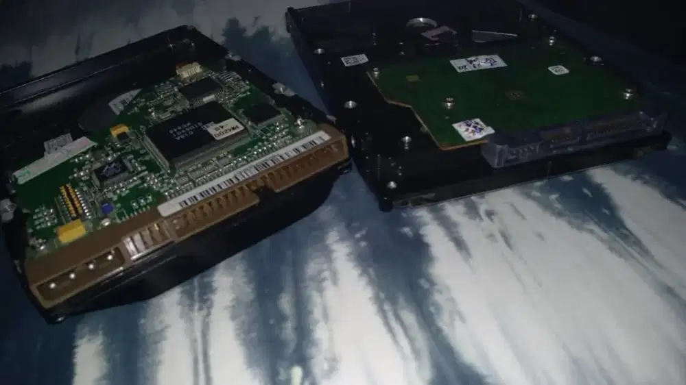 Dicari hardisk kondisi rusak sby