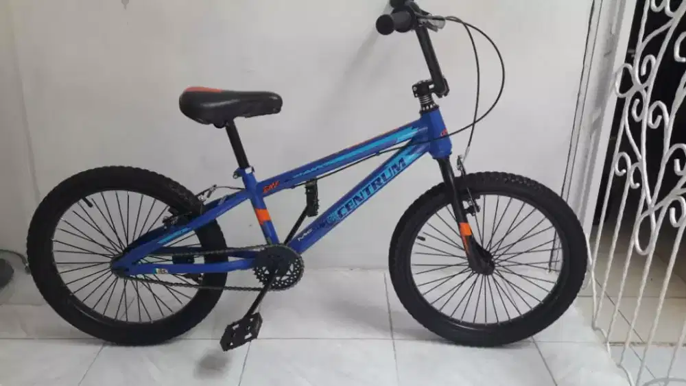 Dijual BMX ukuran 20' seperti baru