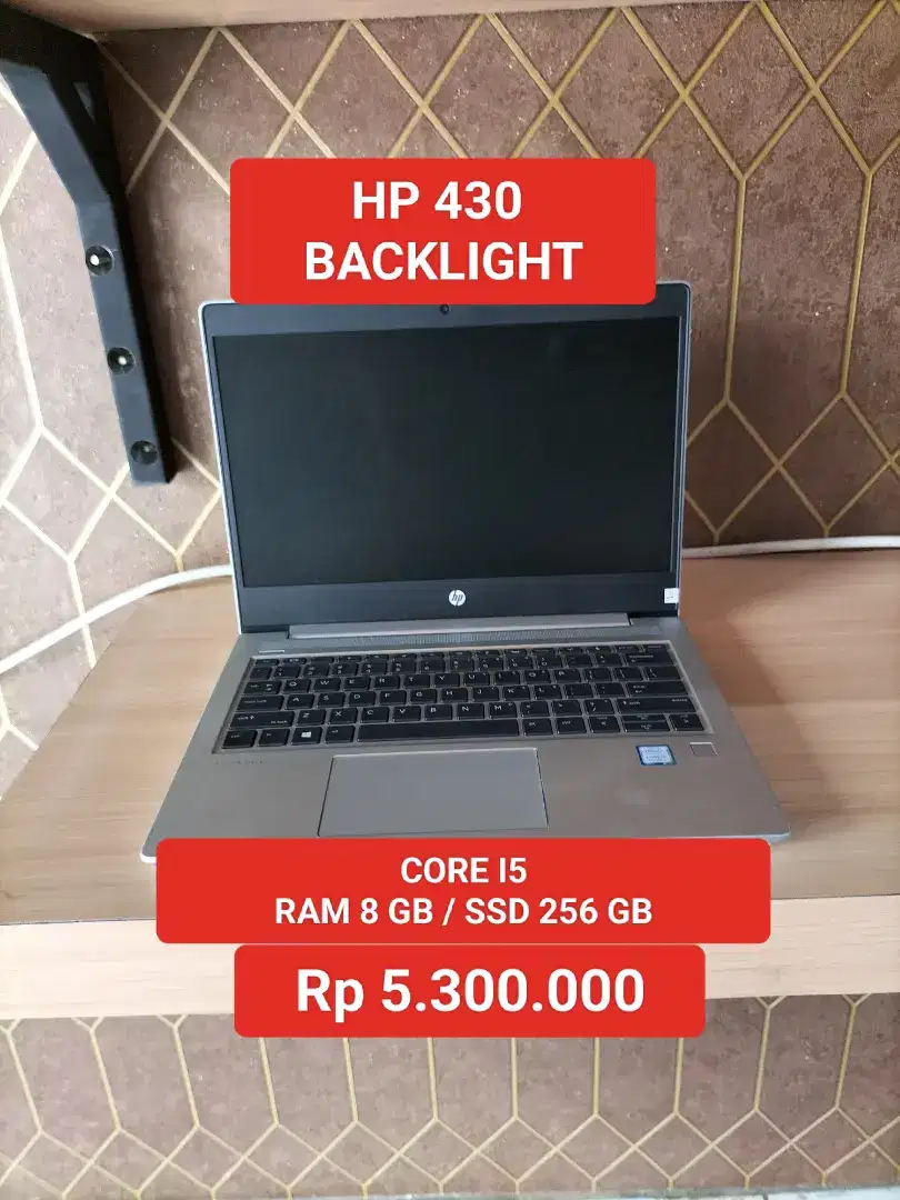 LAPTOP HP 430 CORE I5 RAM 8 GB / SSD 256 GB BACKLIGTH