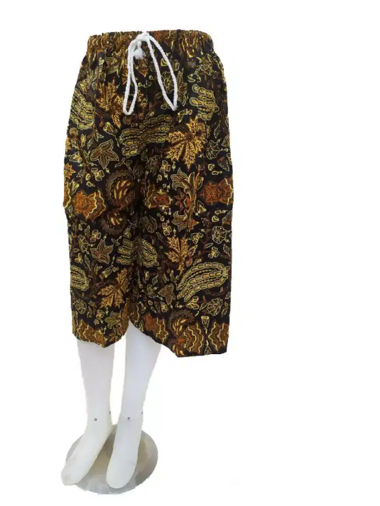 Celana pendek pria/wanita batik super jumbo