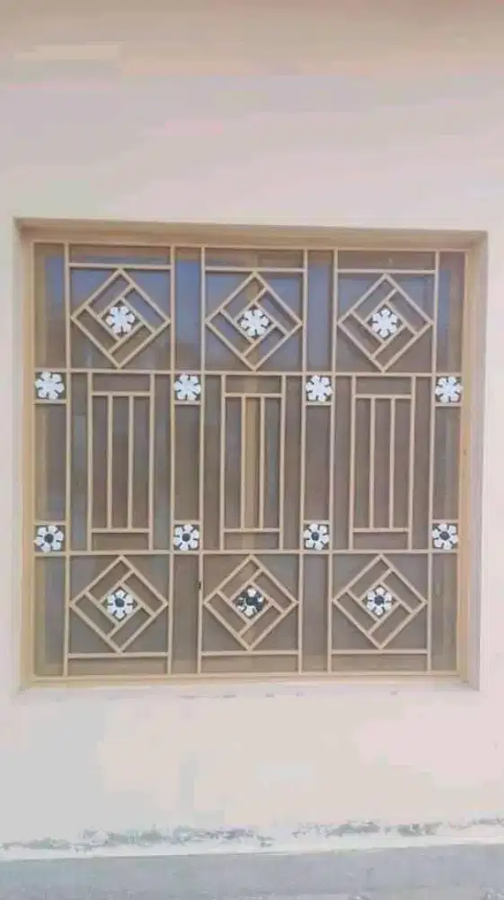 Tralis jendela minimalis