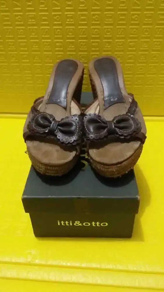 Sepatu Sandal Wanita#Wadges Wanita