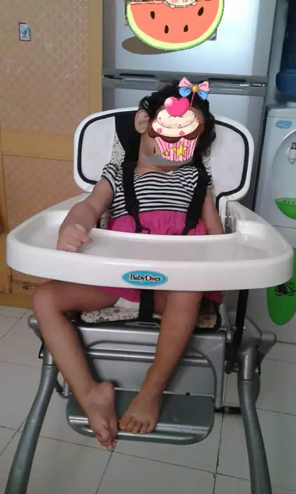 Baby chair  baby does