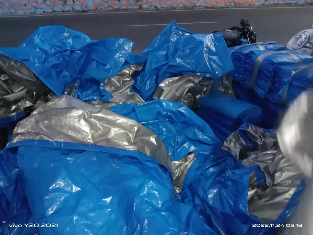 Terpal kualitas sedang khusus buat bantuan gempa