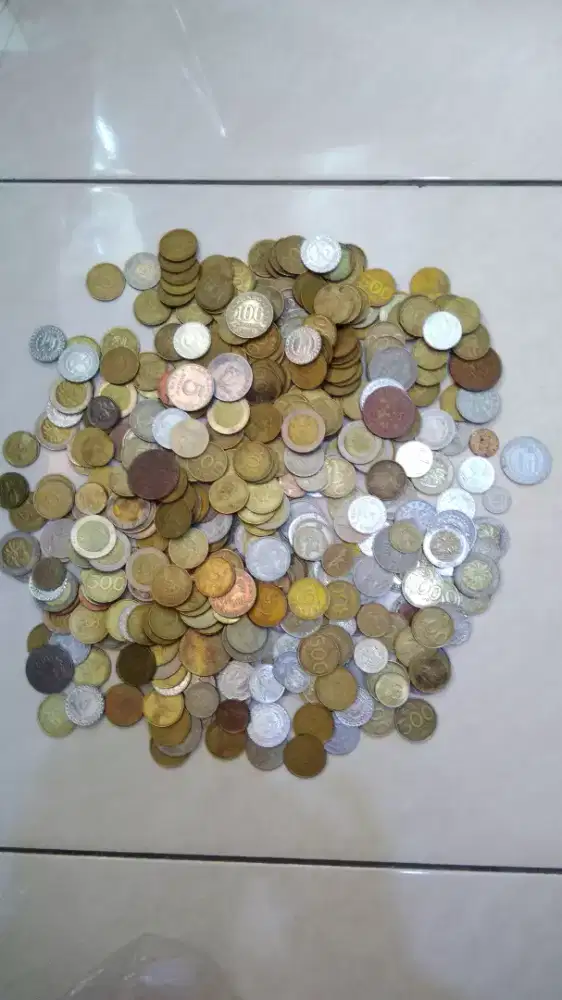 Uang koin dalem dan luar negeri