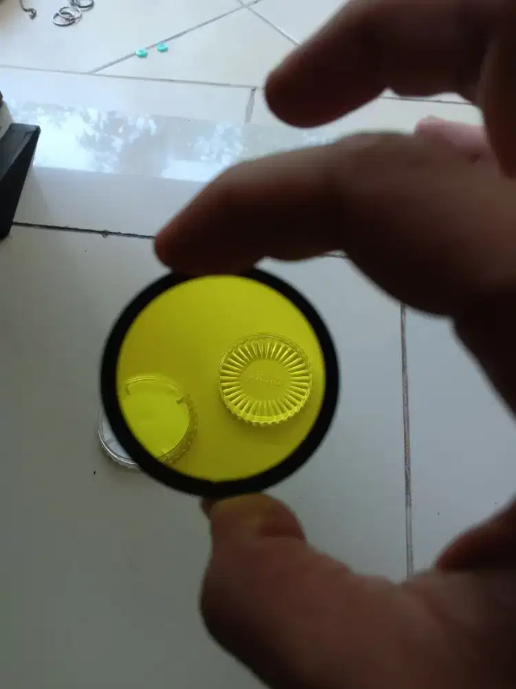 Lensa filter kuning kenko