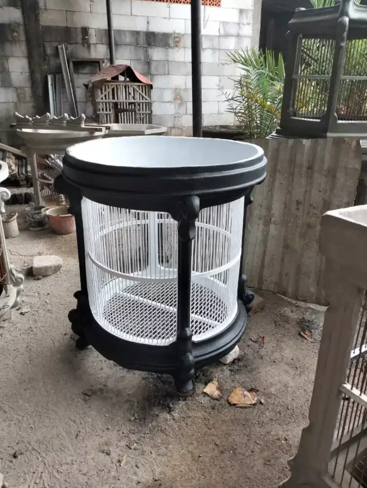 Kandang beton bundar type bekisar