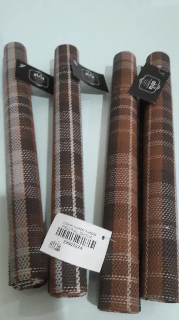 Tatakan piring / table mat
