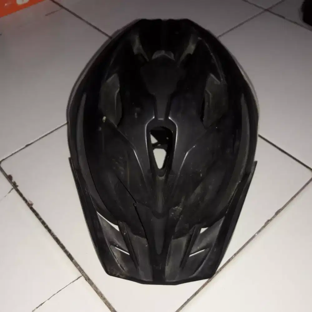 Helm Sepeda Dewasa CRATONI