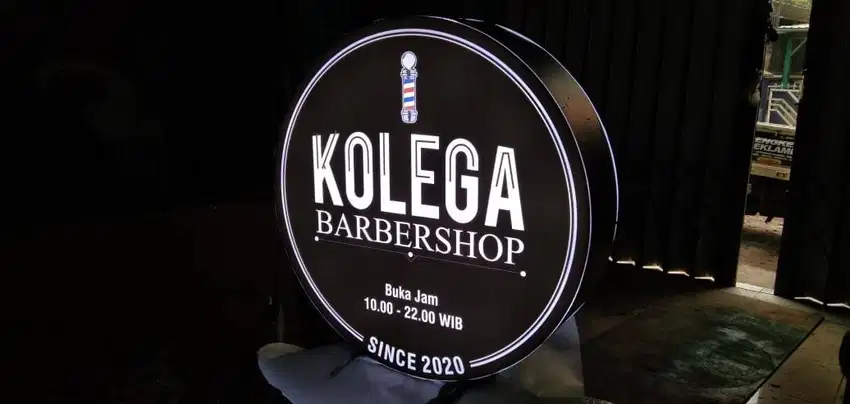 neonbox bulat KOLEGA BARBERSHOP