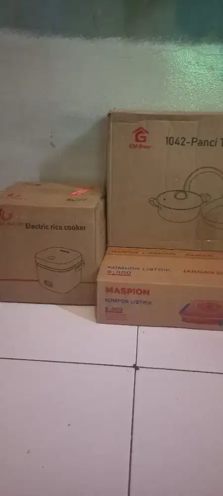 Teflon majig com kompor listrik maspion