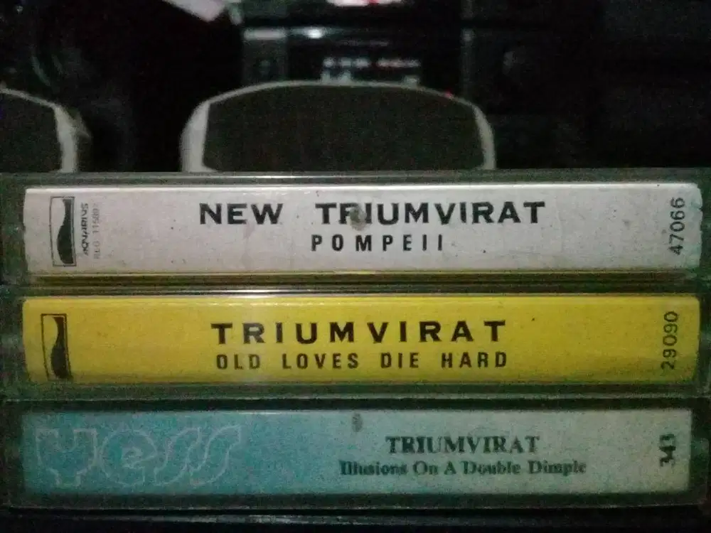Kaset Triumvirat
